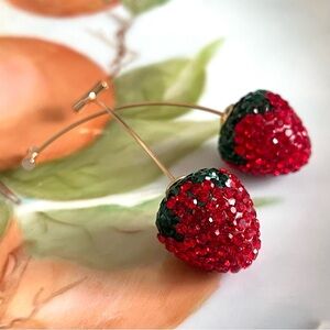 ✨Anthropologie Fraga Berry Drop Earrings